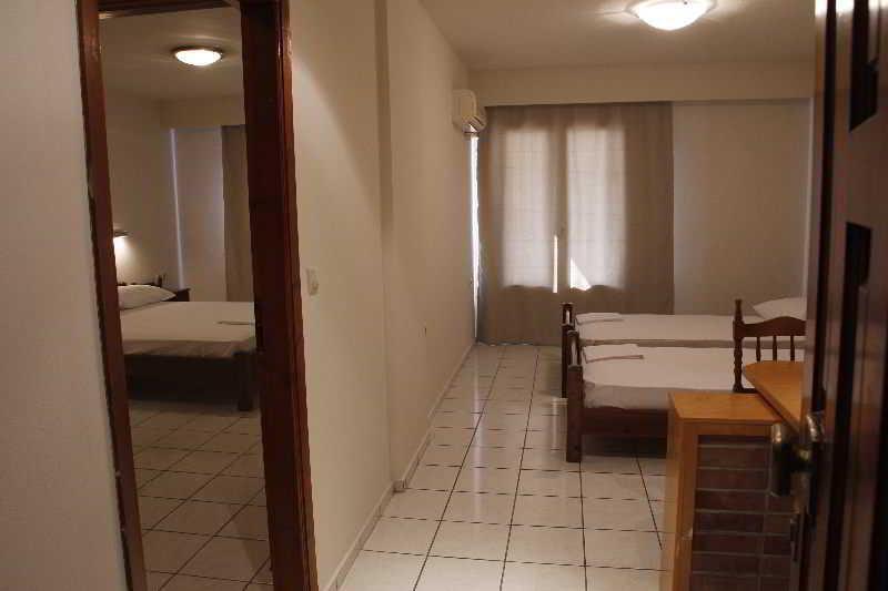 Athina Inn Hersonissos  Bagian luar foto