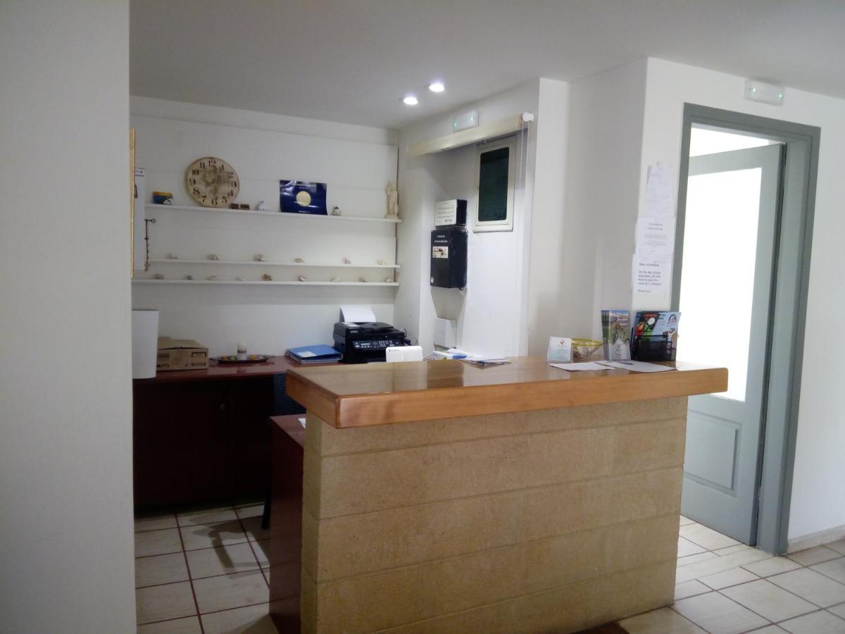 Athina Inn Hersonissos  Bagian luar foto