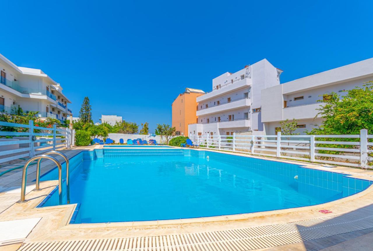 Athina Inn Hersonissos  Bagian luar foto