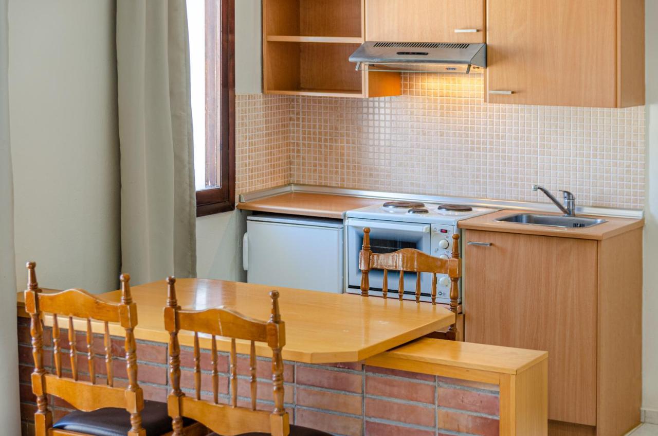 Athina Inn Hersonissos  Bagian luar foto