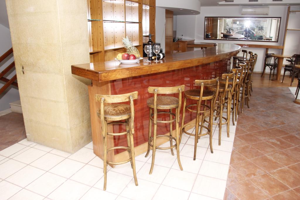Athina Inn Hersonissos  Bagian luar foto