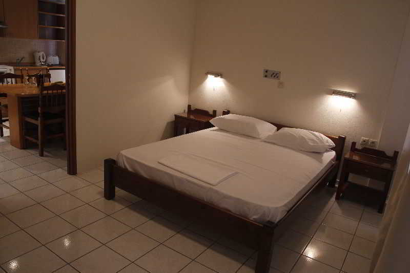 Athina Inn Hersonissos  Bagian luar foto